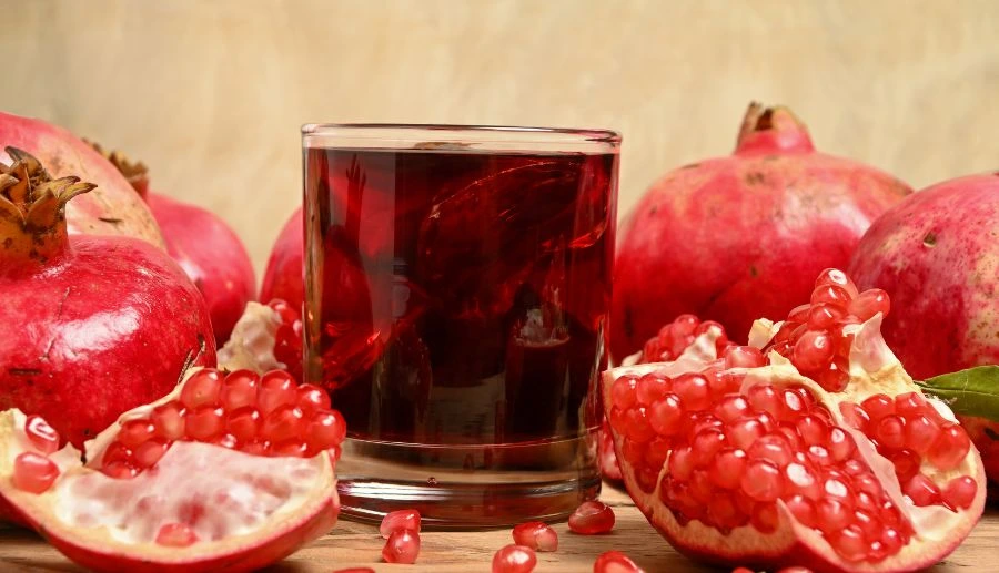 Pomegranate Juice on an Empty Stomach